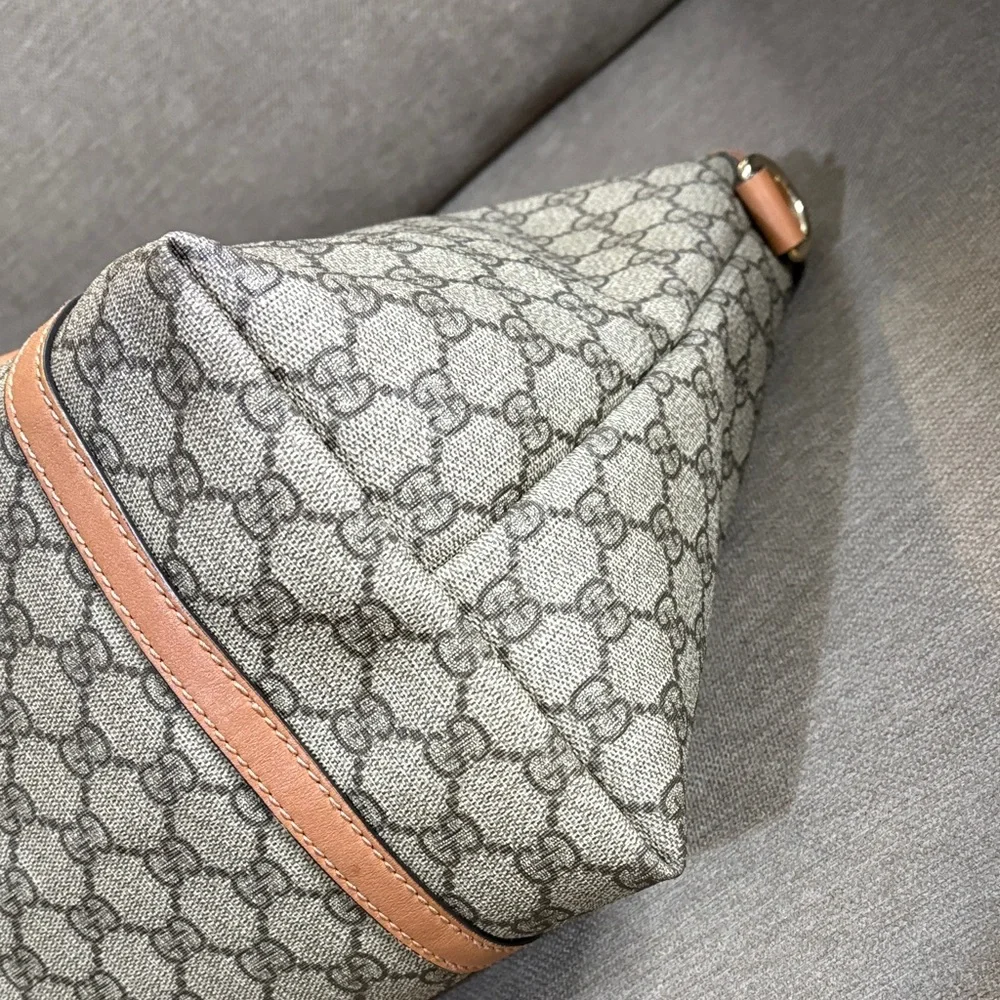Authentic Gucci Joy GG Supreme Canvas  Tote - Picture 8 of 17